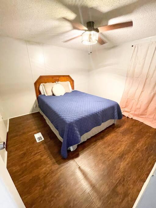 Centrally Located 3 Bedroom ウェスト・モンロー エクステリア 写真